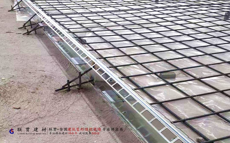 丽水市LG160-3000镀锌钢板铠装缝案例